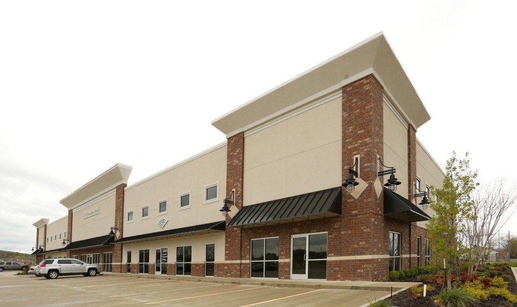 Cross Road Centers Realty - Louisiana Commercial Real Estate - Commercial